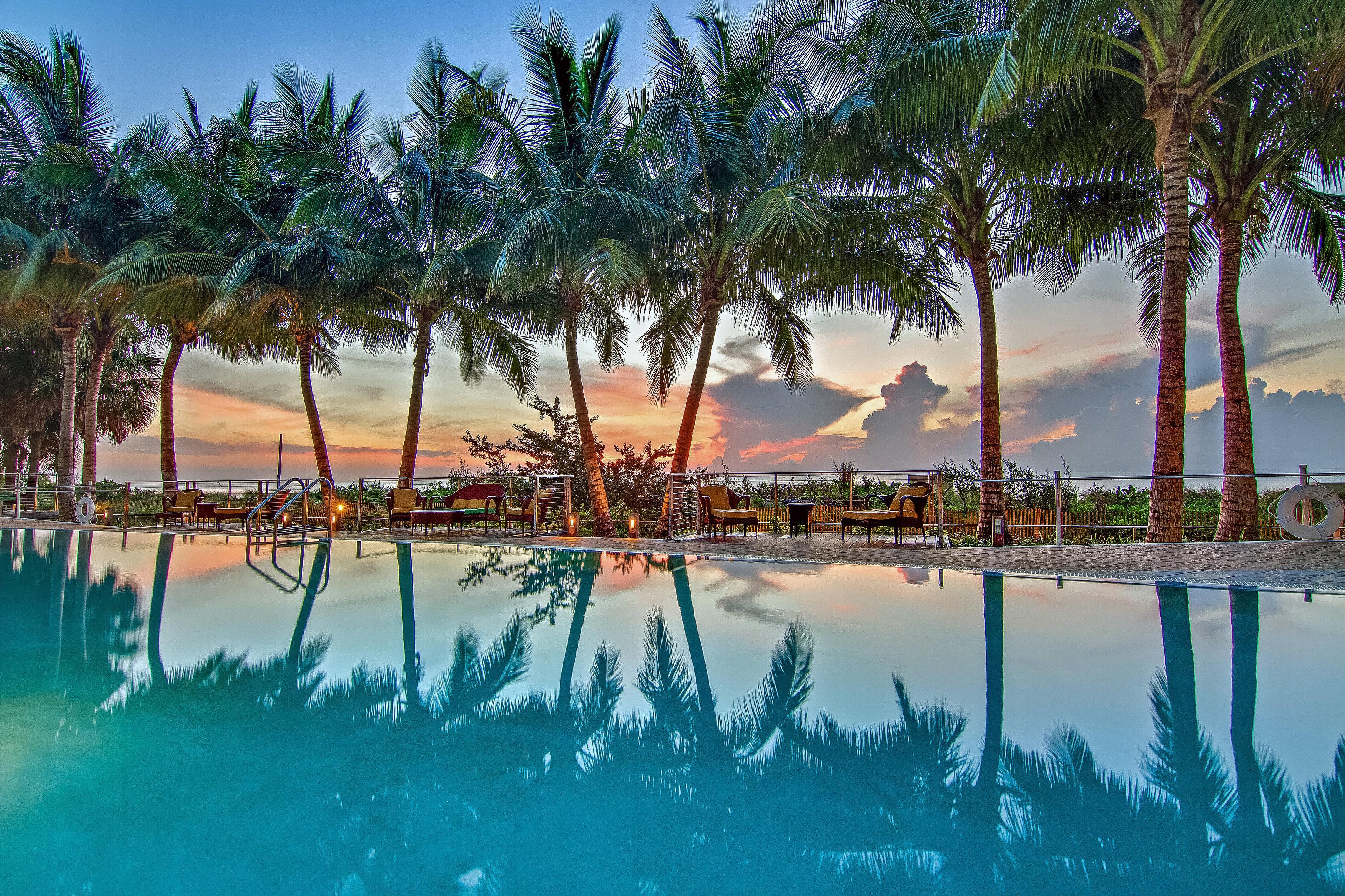 Carillon Miami Wellness Resort Miami Beach Exterior photo